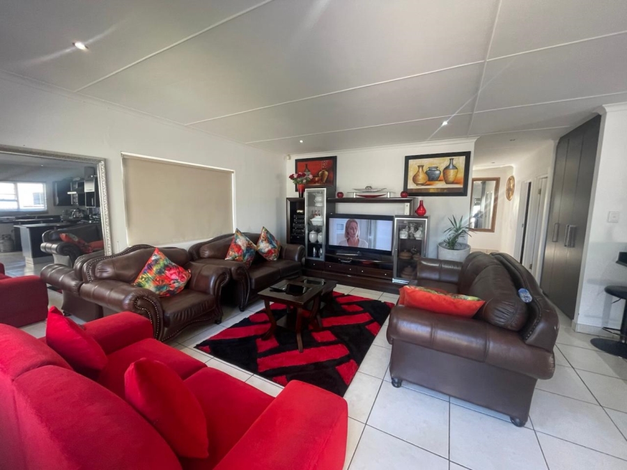 3 Bedroom Property for Sale in Abbotsford Eastern Cape